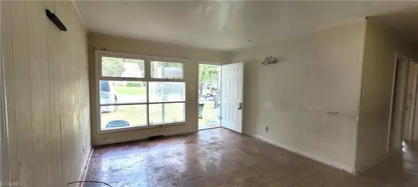 Greensboro, NC 27403,1710 Rainbow DR