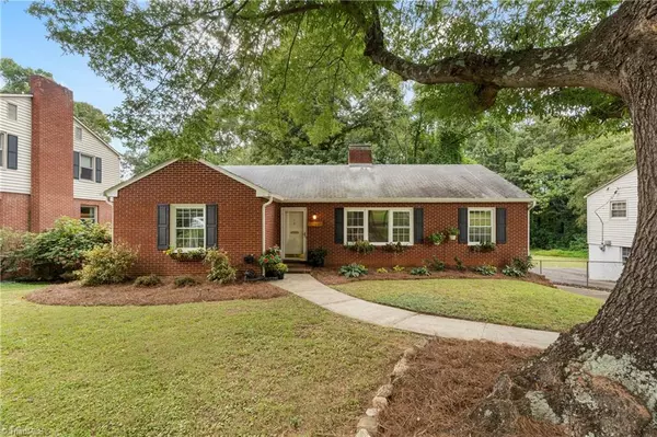 1044 Watson AVE, Winston-salem, NC 27103