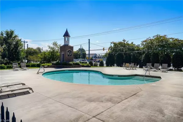 Burlington, NC 27215,2521 Saintsbury DR