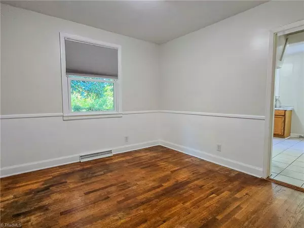 Winston-salem, NC 27103,1312 Revere RD