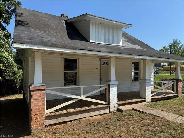 Winston-salem, NC 27105,2211 Cleveland AVE