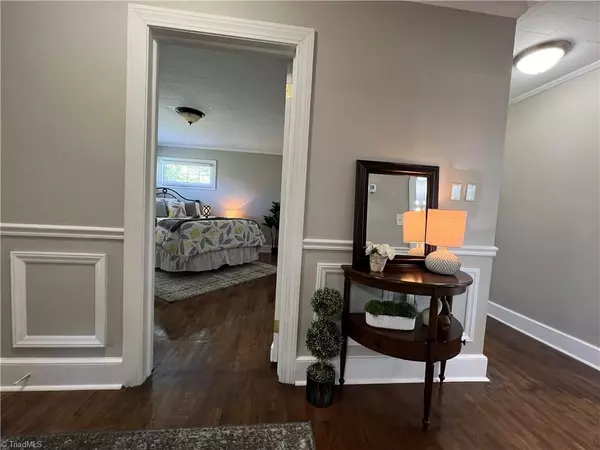 Jonesville, NC 28642,118 Triplett ST