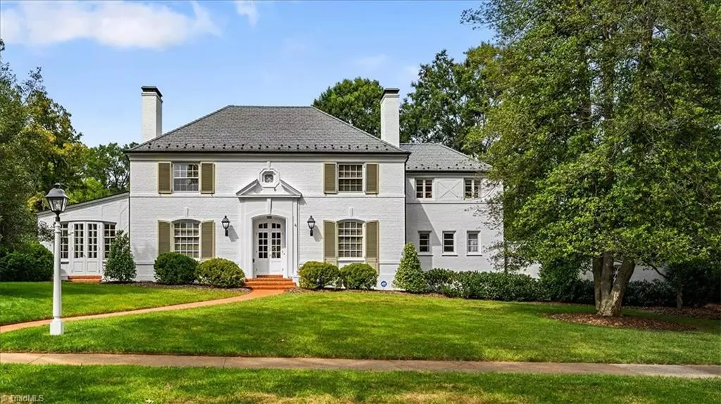 404 Country Club DR, Greensboro, NC 27408