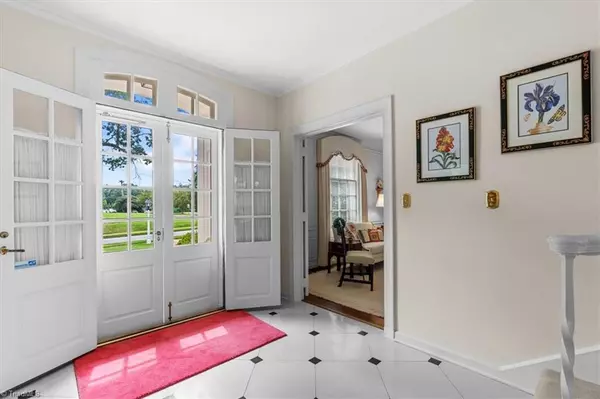 Greensboro, NC 27408,404 Country Club DR