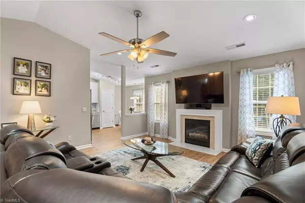 Kernersville, NC 27284,420 Sunset DR