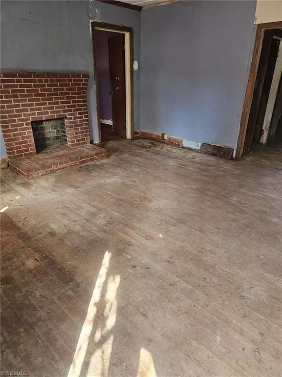 Elkin, NC 28621,491 Pleasant Hill DR