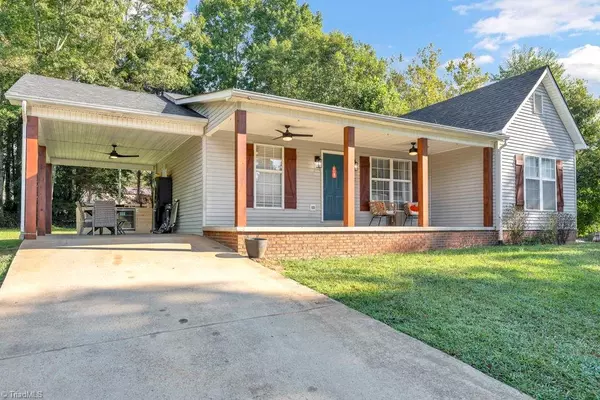 Lenoir, NC 28645,3889 Colt CT