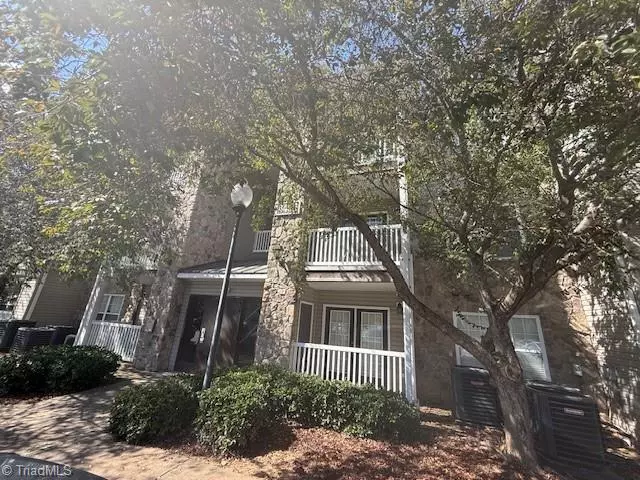Winston-salem, NC 27105,4455 Brassfield DR #102
