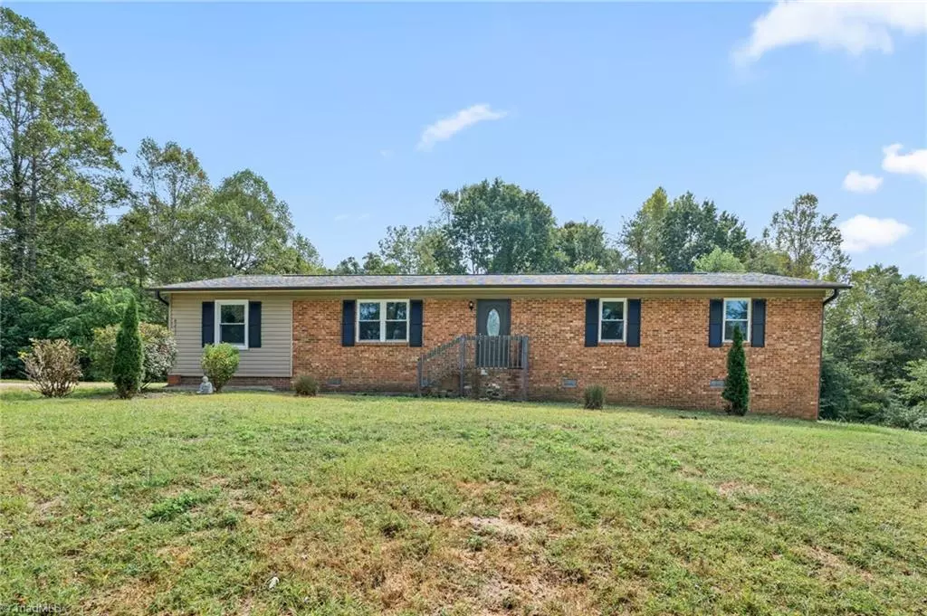 Stokesdale, NC 27357,9211 US Highway 158