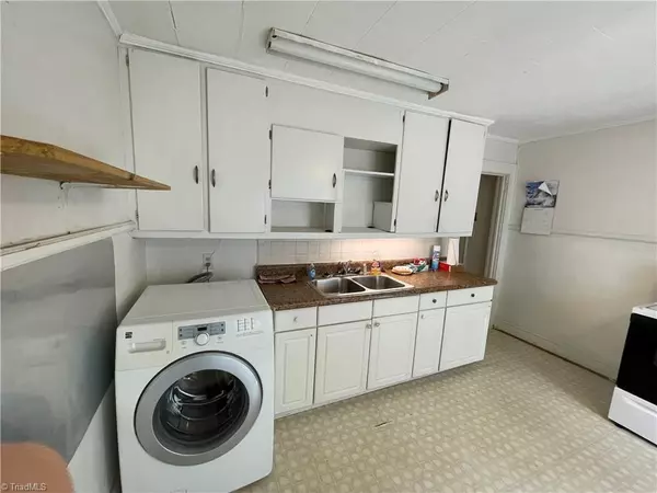 Burlington, NC 27217,609 Phillips ST