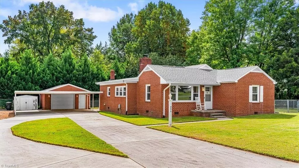 Burlington, NC 27215,2272 May DR