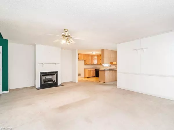 Graham, NC 27253,609 Rockwood DR