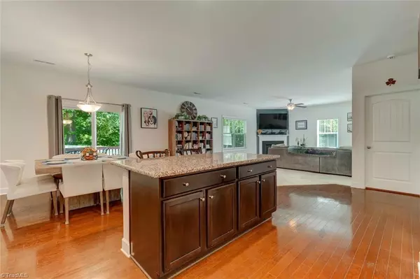 High Point, NC 27265,2806 Splitbrooke DR