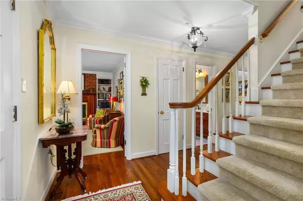 High Point, NC 27262,1319 Robin Hood RD