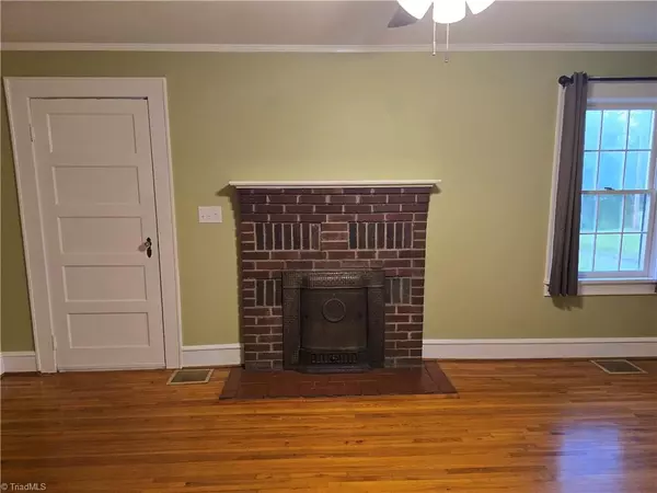 Elkin, NC 28621,748 Pleasant Hill DR