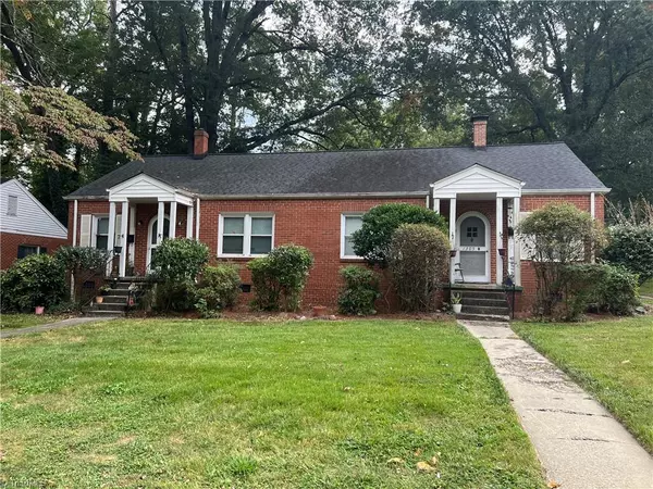 1305 Whilden PL, Greensboro, NC 27408