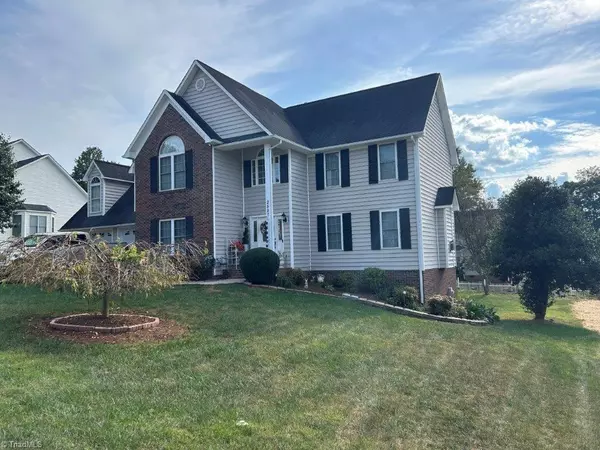 Hickory, NC 28602,2587 Ironwood DR