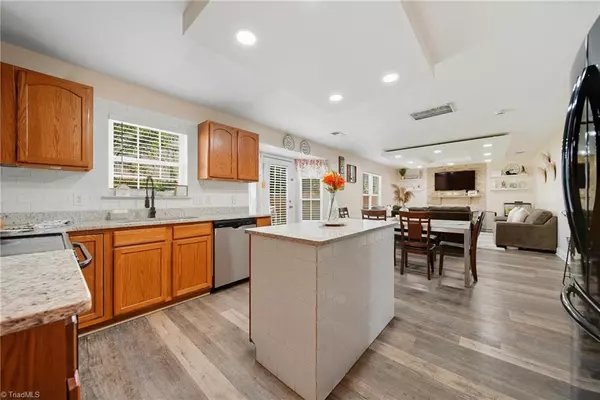 Statesville, NC 28625,2231 Ballingarry DR