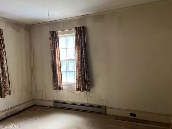 State Road, NC 28676,110 Moncus LN