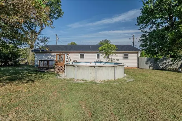 Winston-salem, NC 27101,4244 Reidsville RD