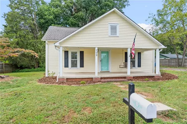 Randleman, NC 27317,109 Tabernacle ST