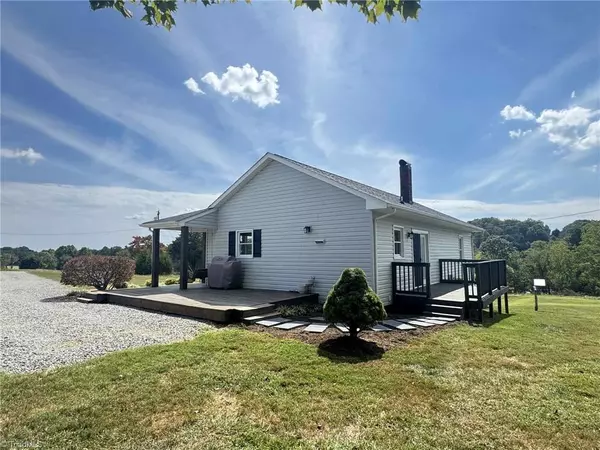 Elkin, NC 28621,329 Tucker DR