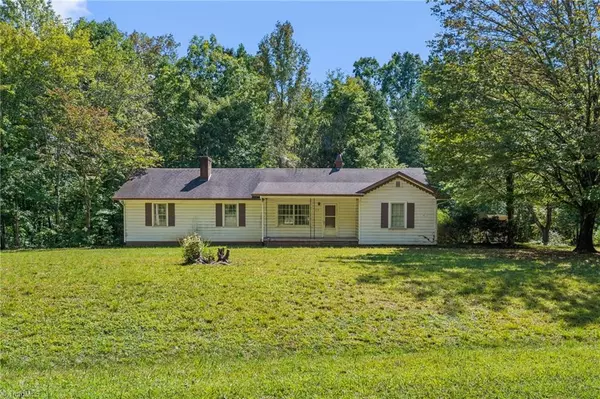 Mocksville, NC 27028,293 Ralph Ratledge RD