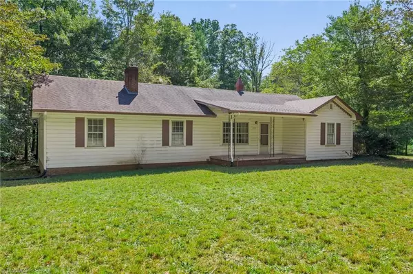 Mocksville, NC 27028,293 Ralph Ratledge RD