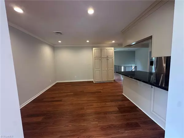 Winston-salem, NC 27106,5100 Murray RD