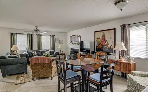 Mcleansville, NC 27301,5 Cappel CT