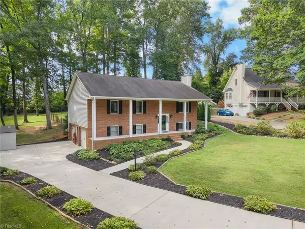 Lexington, NC 27295,235 W Jefferson RD