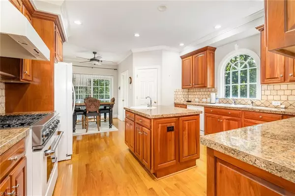 Mocksville, NC 27028,151 Birchwood LN