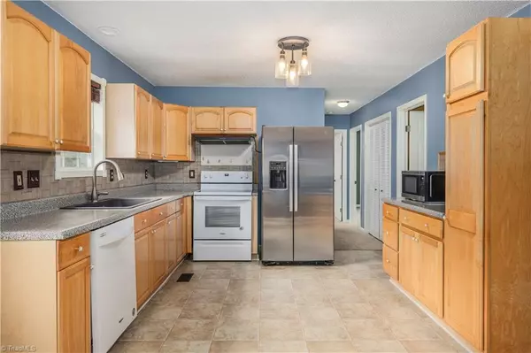 Liberty, NC 27298,503 Beaver Dam RD