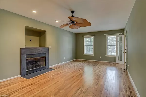 Kernersville, NC 27284,1008 William Brown LN