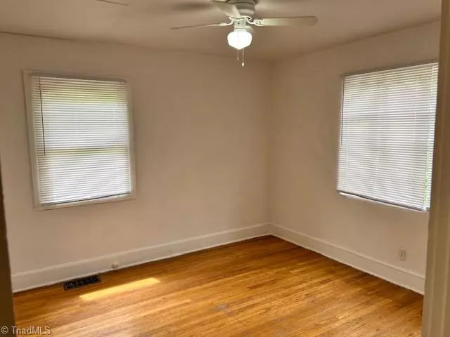 1703 Walker AVE, Greensboro, NC 27403