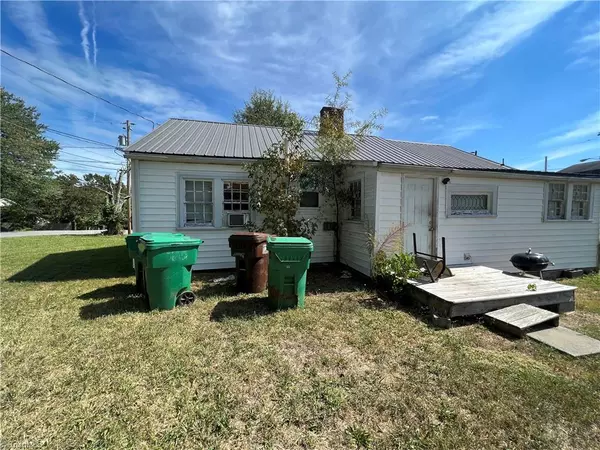 High Point, NC 27265,1000 Pine Circle DR