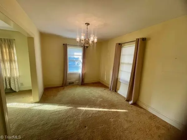 Lexington, NC 27292,302 Lakewood DR