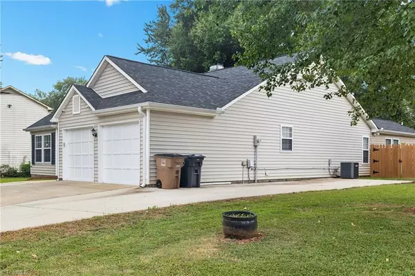 Greensboro, NC 27405,3815 Pineway DR