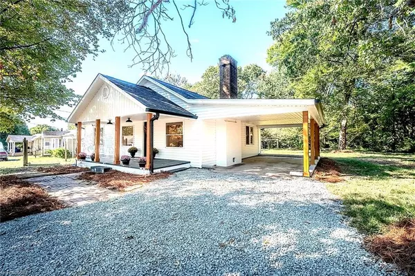 Yadkinville, NC 27055,1016 Dudley RD