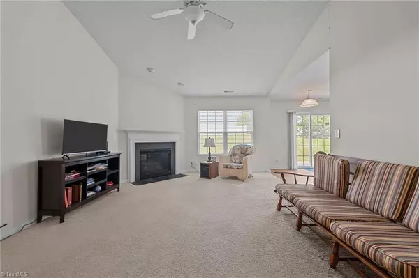 Greensboro, NC 27405,3003 Desmond Woods DR