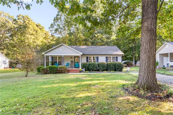 2475 Adams Farm CT, Snow Camp, NC 27349