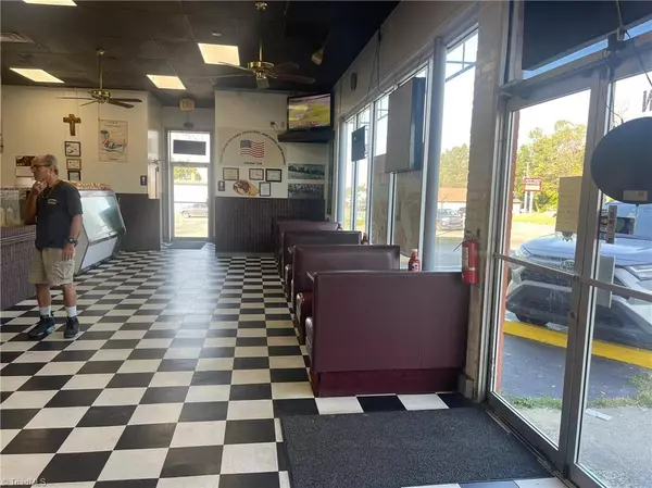 Roxboro, NC 27574,625 N MADISON BLVD