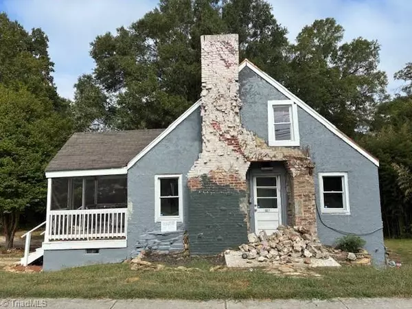 High Point, NC 27265,607 Oakview RD