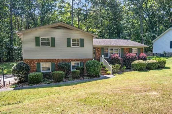 Asheboro, NC 27203,418 Westminster DR