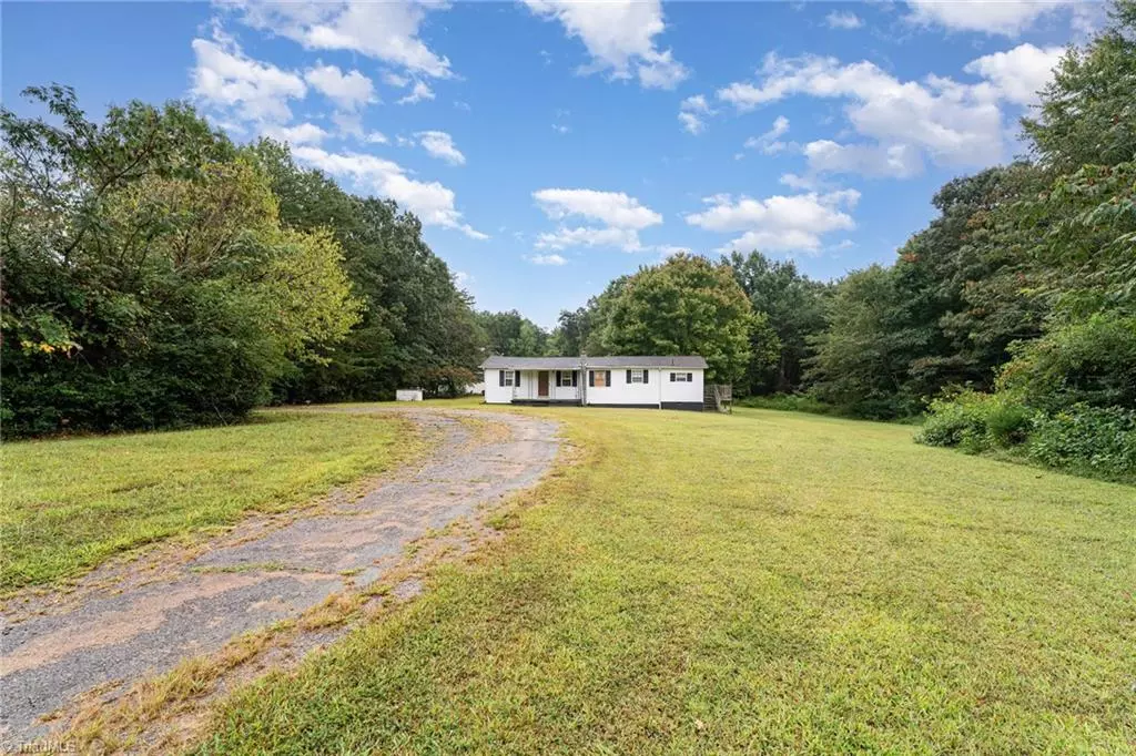 Pelham, NC 27311,84 Sol Nunnally RD