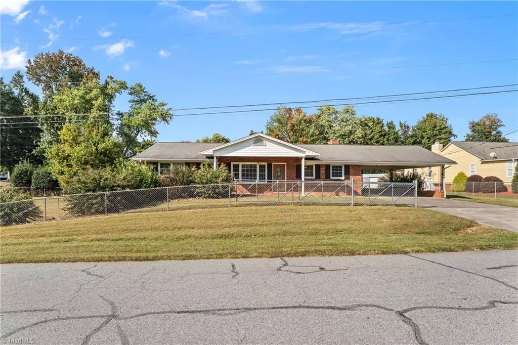 Kernersville, NC 27284,803 Kensal Green DR