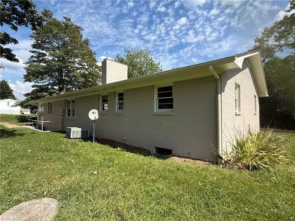Mount Airy, NC 27030,1299 N Franklin RD