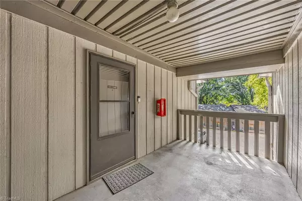 Winston-salem, NC 27103,2235 Sunderland RD #105C