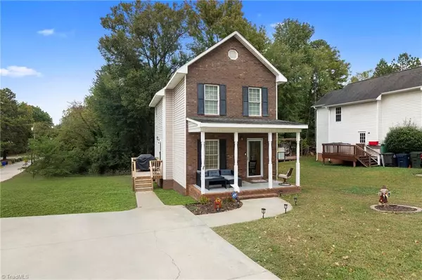 Lexington, NC 27292,718 W 4th AVE