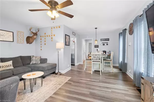 Lexington, NC 27292,718 W 4th AVE